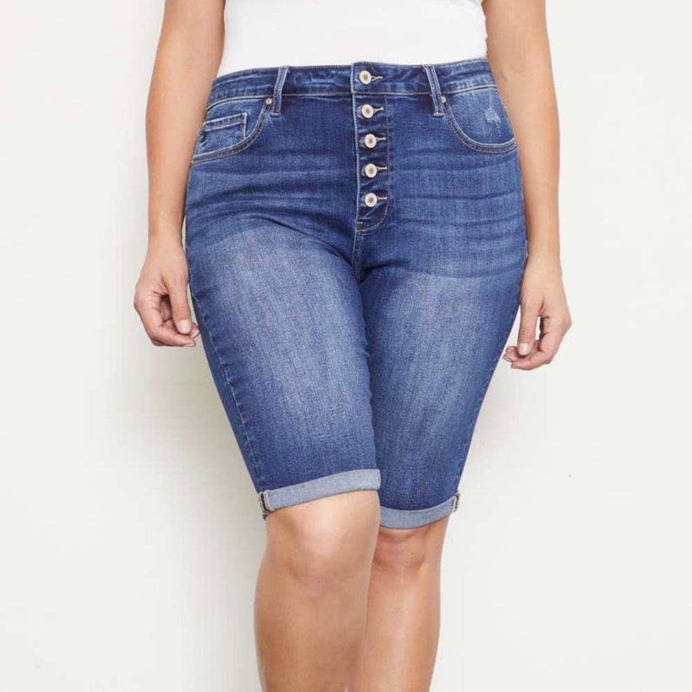 KanCan jeans shorts!